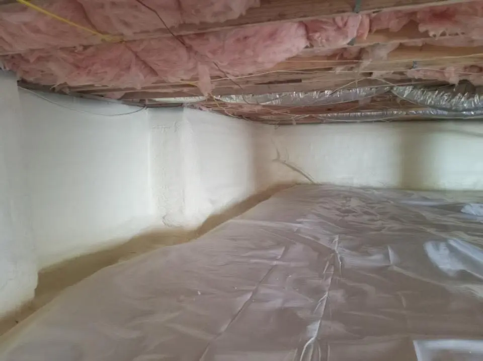 Crawl space encapsulation with closed-cell spray foam for Attic Insulation in Primera